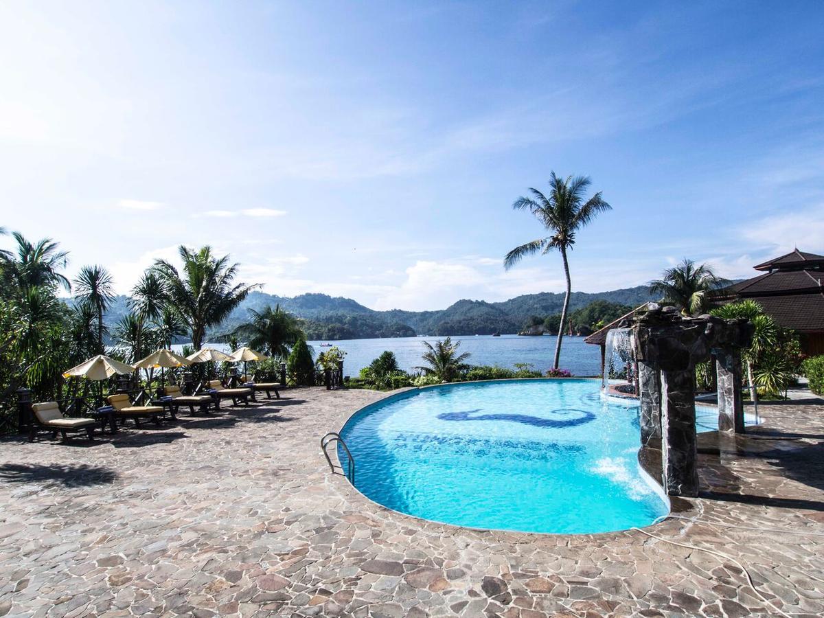Kungkungan Bay Resort Bitung Eksteriør bilde