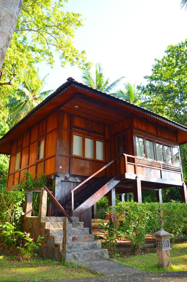 Kungkungan Bay Resort Bitung Eksteriør bilde