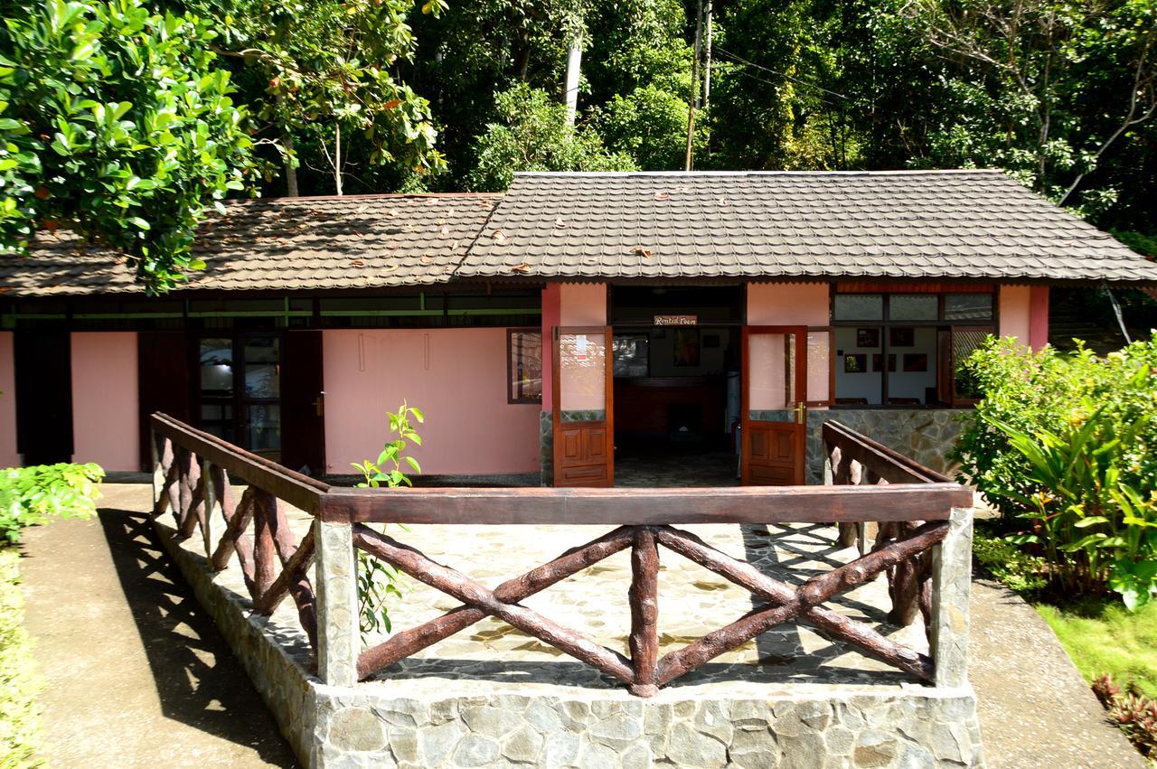 Kungkungan Bay Resort Bitung Eksteriør bilde